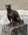 Бронзовая статуэтка - Сидящая пантера