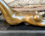 Эротическая бронзовая статуэтка - Обнажённая лежащая девушка - 4