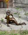 Эротическая бронзовая статуэтка обнаженной женщины - стриптизерши 2