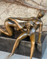 Эротическая бронзовая статуэтка обнаженной пары - оральный секс