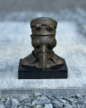 Статуэтка Чумного Доктора в стиле стимпанк из бронзы и мрамора
