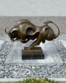Роскошная бронзовая статуя Быка - модерн