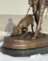 Роскошная бронзовая скульптура Охотник и гончая 2