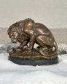 Большая роскошная бронзовая статуя льва и змеи 2