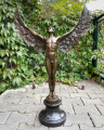 Бронзовая статуэтка ангела