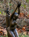 Статуя узницы любви из бронзы