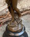 Бронзовая статуя Обнаженная женщина с платком эротическая статуя 2