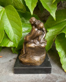 Бронзовая статуя Поцелуй двух влюбленных