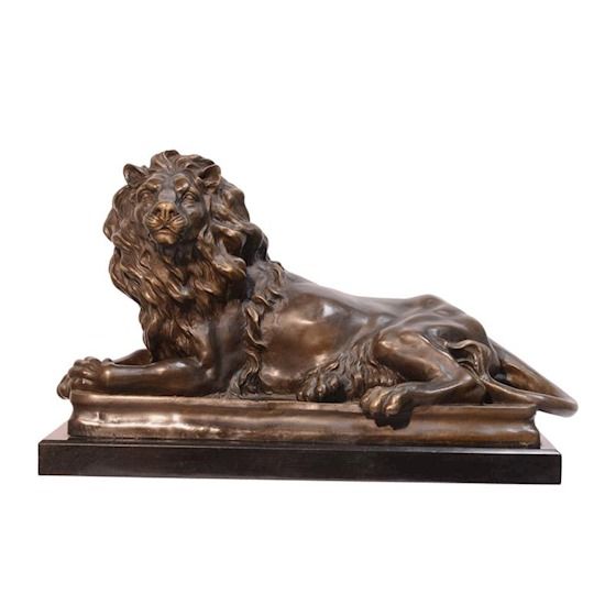 Большая роскошная бронзовая статуя льва